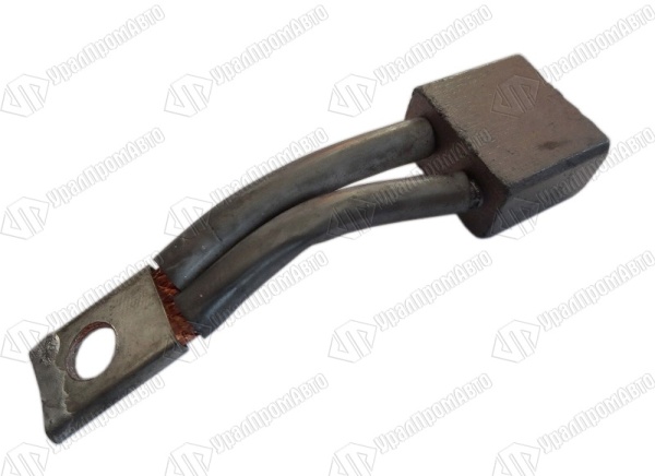 Щетка стартера СТ142 685241.904-07(с изоляцией)