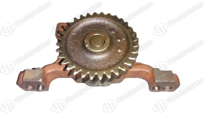 240-1403010  Насос масляный