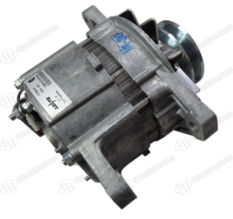 Генератор КАМАЗ,МАЗ с дв. ЯМЗ, КАМАЗ-740 28В50А Г273В1-03.3701 (ОАО ЗиТ)